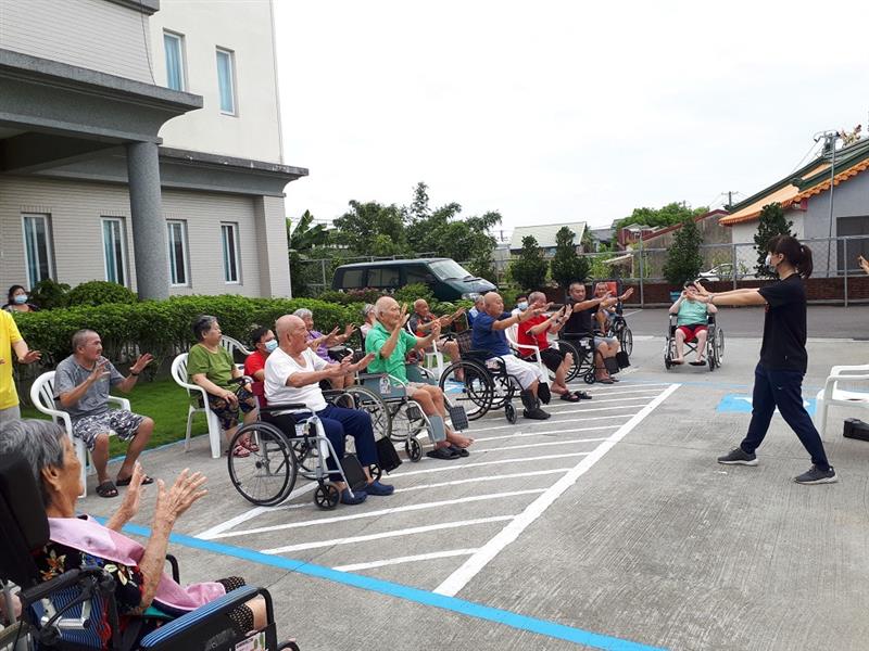 體適能活動,宜福住宿長照機構