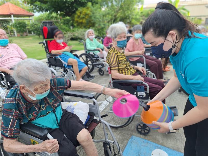 體適能活動,宜福住宿長照機構