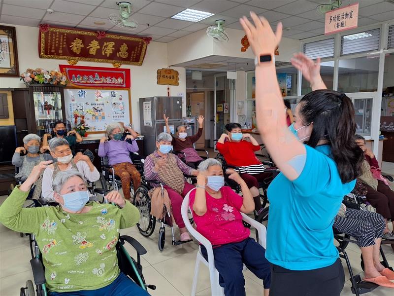 體適能活動,宜福住宿長照機構