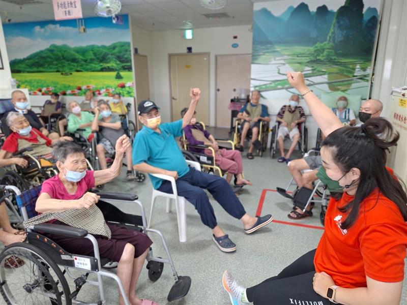 體適能活動,宜福住宿長照機構