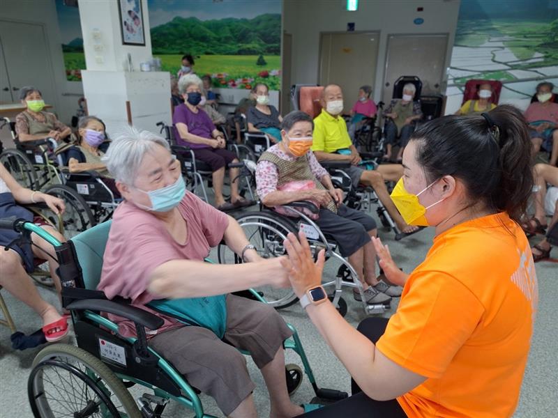 體適能活動,宜福住宿長照機構