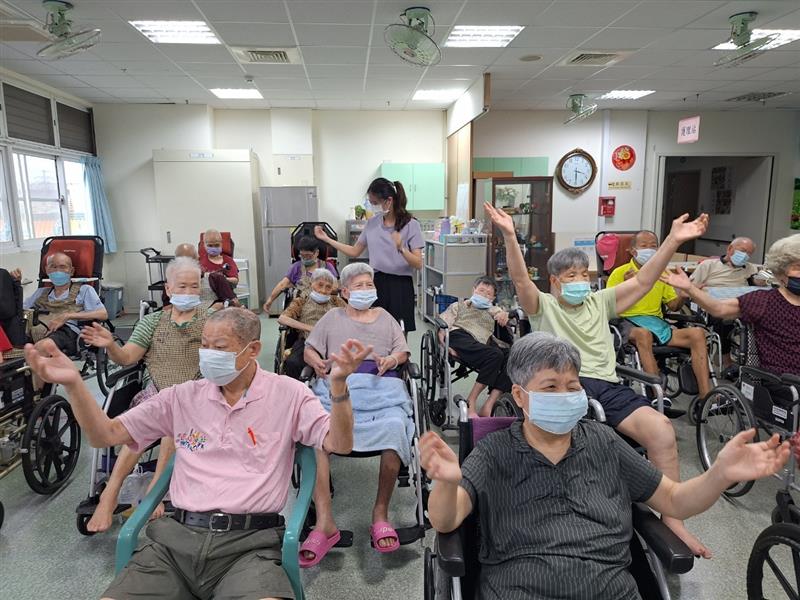 體適能活動,宜福住宿長照機構