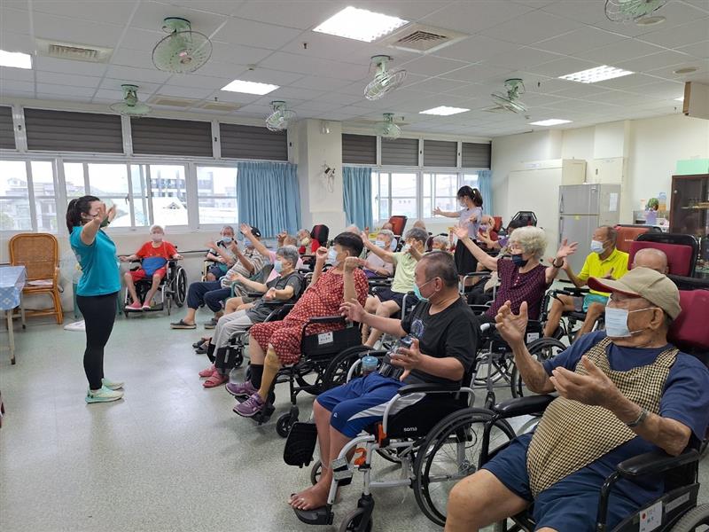 體適能活動,宜福住宿長照機構