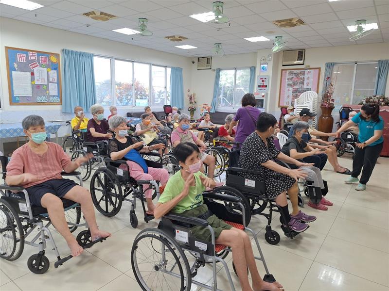 體適能活動,宜福住宿長照機構