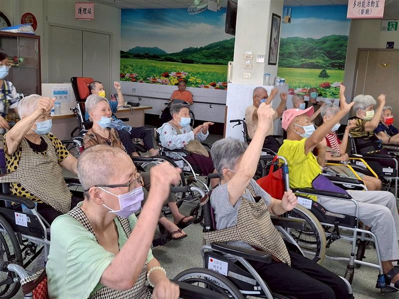 體適能活動,宜福住宿長照機構