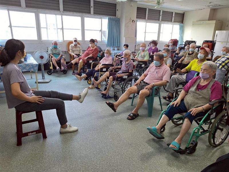 體適能活動,宜福住宿長照機構
