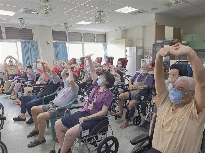 體適能活動,宜福住宿長照機構