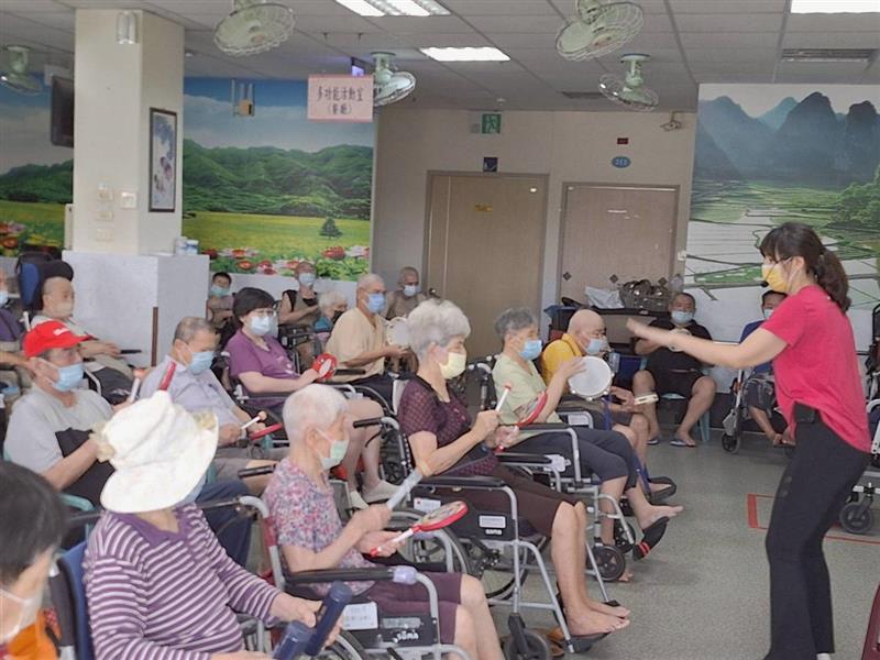 體適能活動,宜福住宿長照機構