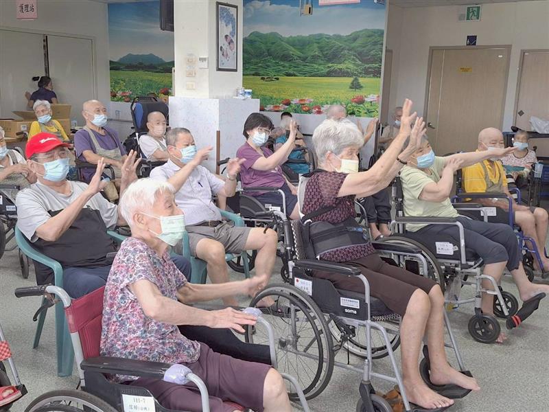 體適能活動,宜福住宿長照機構
