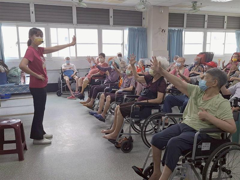 體適能活動,宜福住宿長照機構