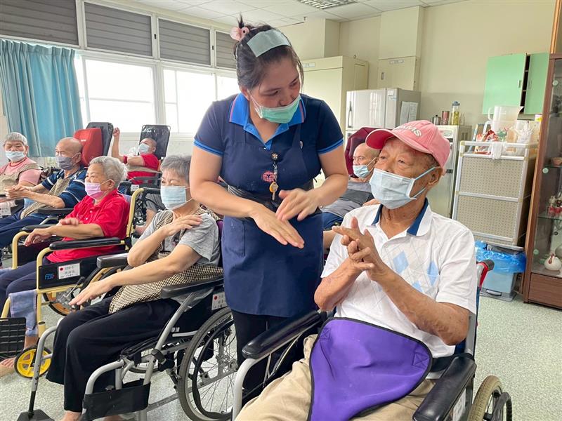 體適能活動,宜福住宿長照機構