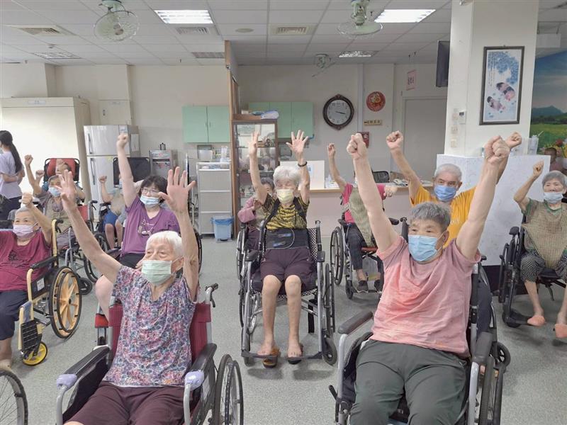 體適能活動,宜福住宿長照機構