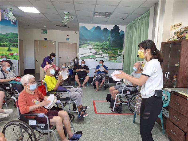 體適能活動,宜福住宿長照機構