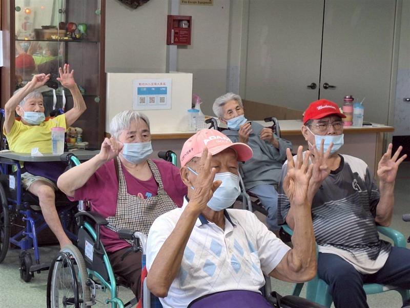 體適能活動,宜福住宿長照機構