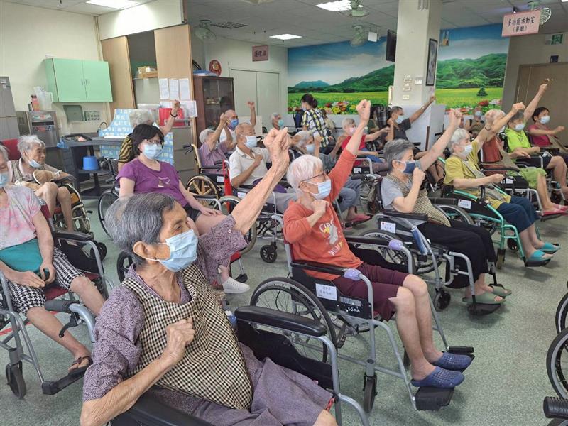 體適能活動,宜福住宿長照機構