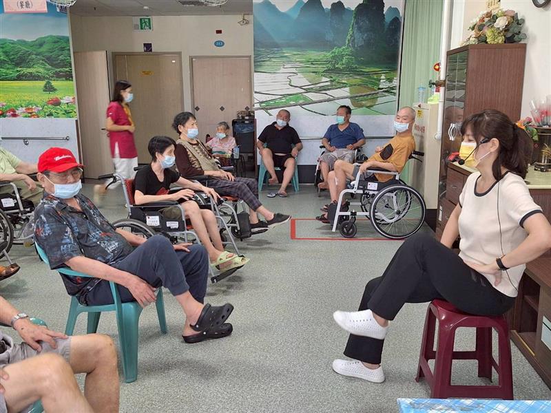體適能活動,宜福住宿長照機構